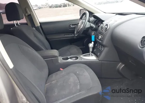 2014 Nissan Rogue Select S z USA, uszkodzony, nr VIN JN8AS5MV2EW716599